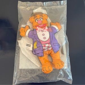 Blockbuster Fozzie Bear The Muppets 8" Plush Stuffed Animal Toy 1998